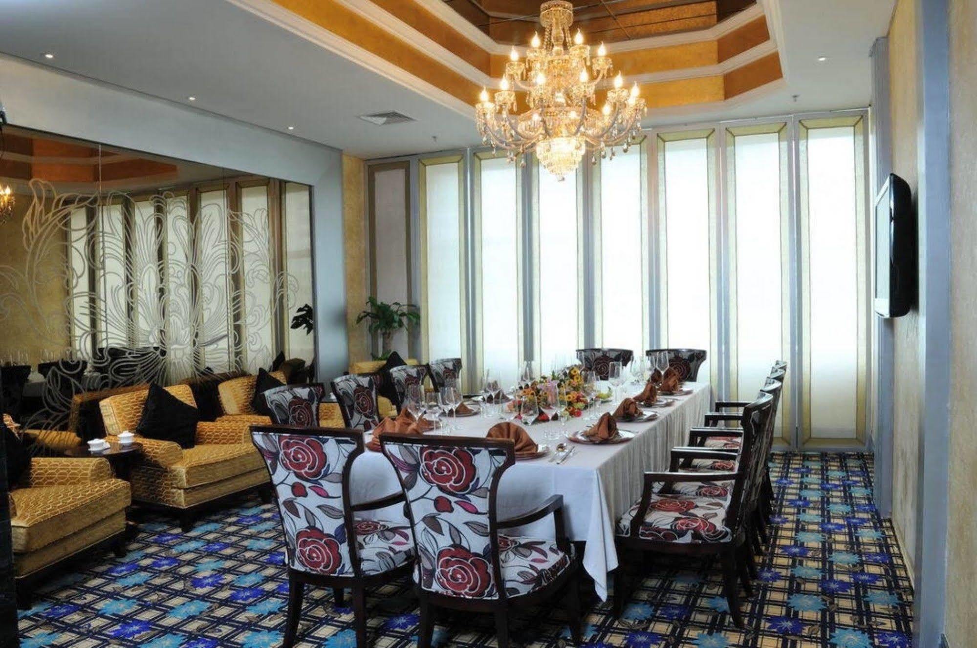 Oriental Garden Hotel Beijing Eksteriør billede