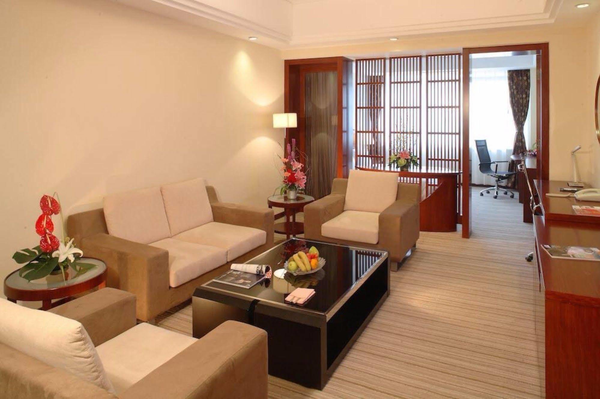 Oriental Garden Hotel Beijing Eksteriør billede